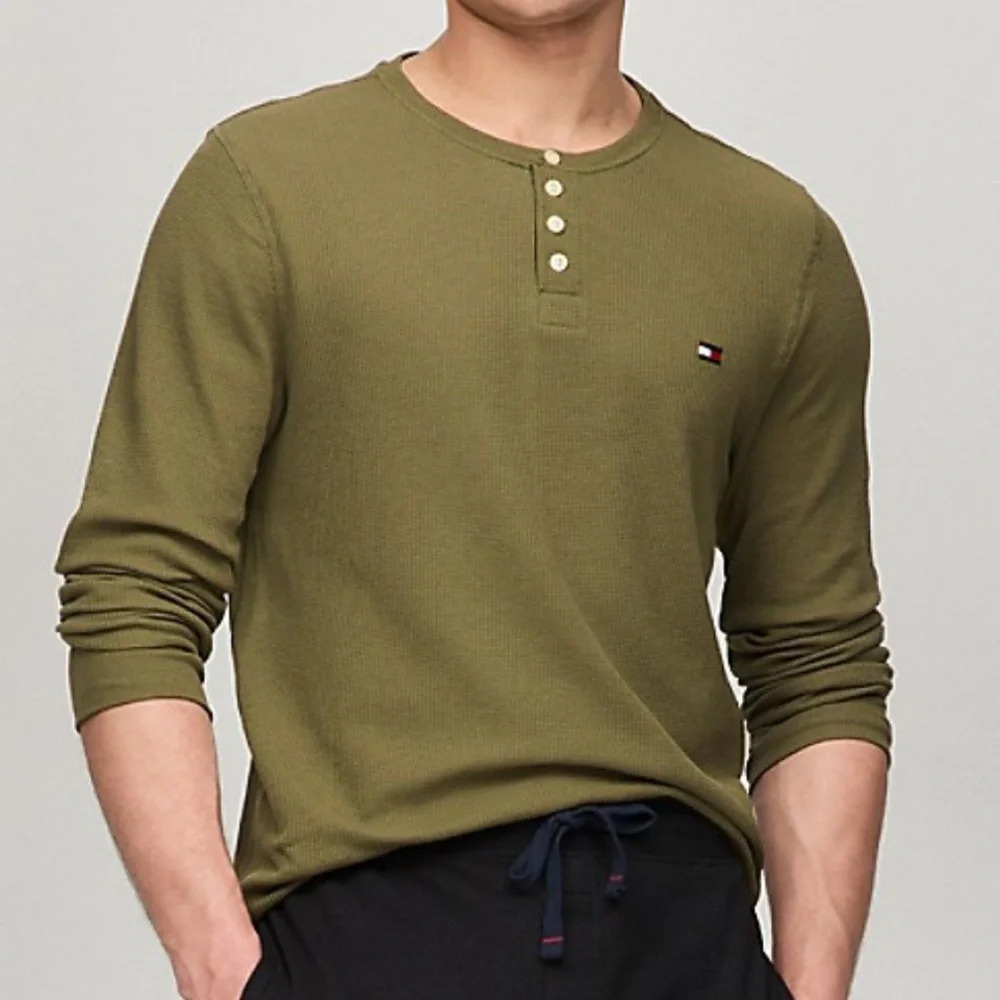 🖤Tommy Hilfiger Crew Long Sleeve Top🖤